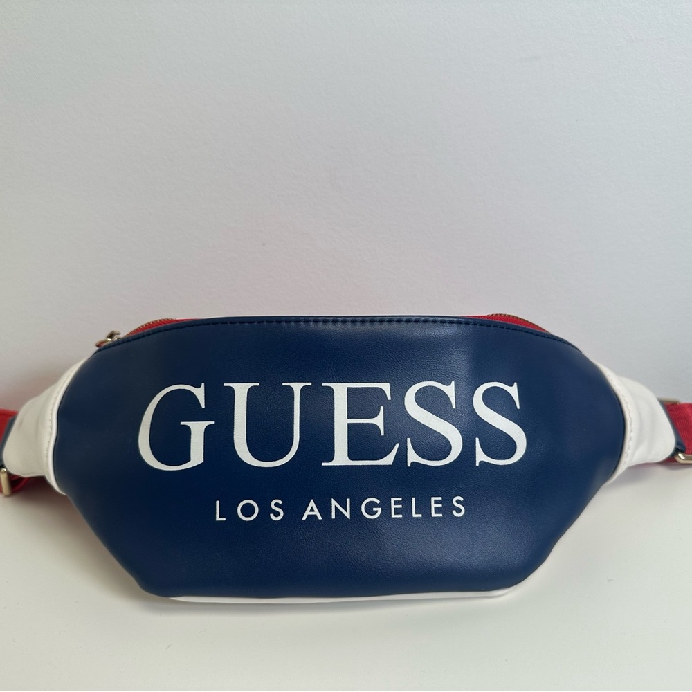 GUESS Fanny Pack